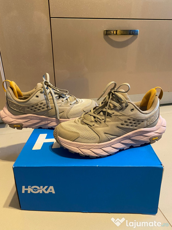 Hoka anakapa low 40