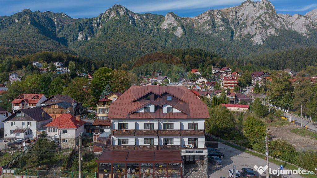 Hotel de 3 Stele Activ în Bușteni, cu Vedere Spre Munț...