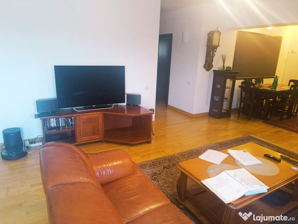 Apartament 4 camere, 104 mp utili, in Pipera zona Green Vis