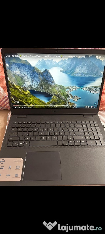 Laptop Dell Vostro 15 3000