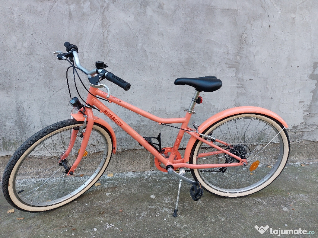 Bicicletă pentru fete