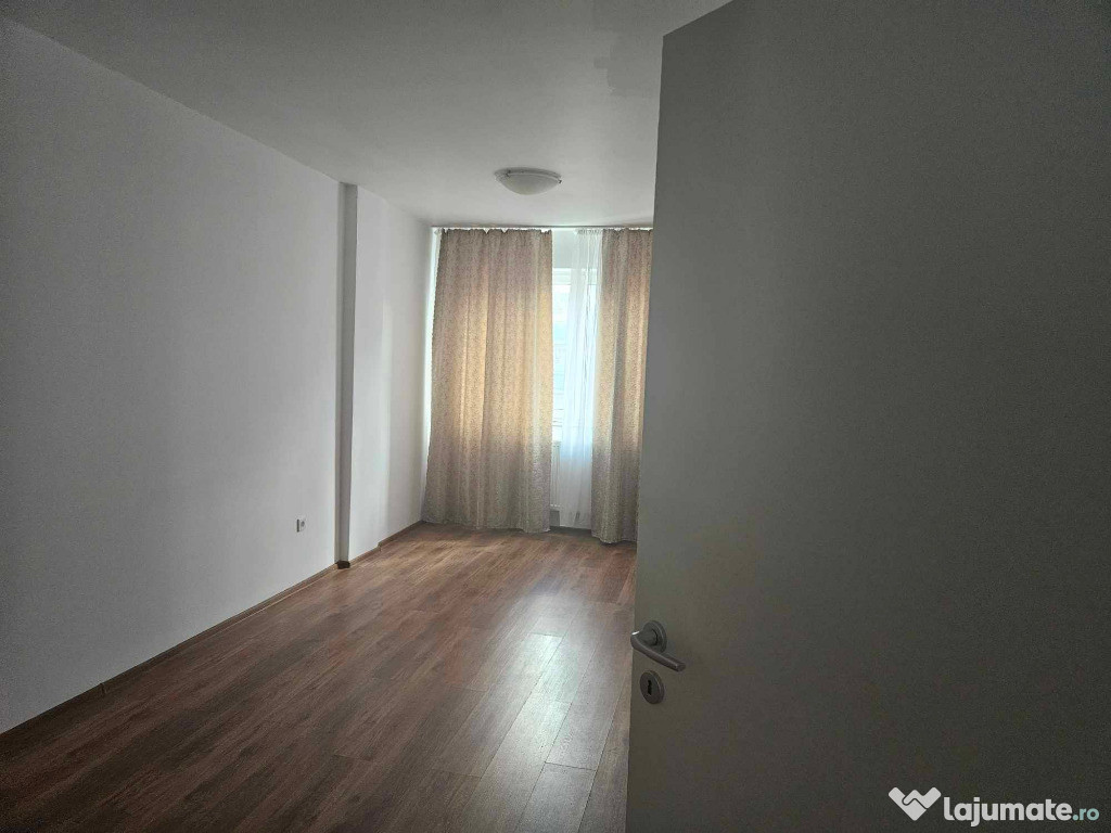 Apartament de 2 camere zona Avantgarden