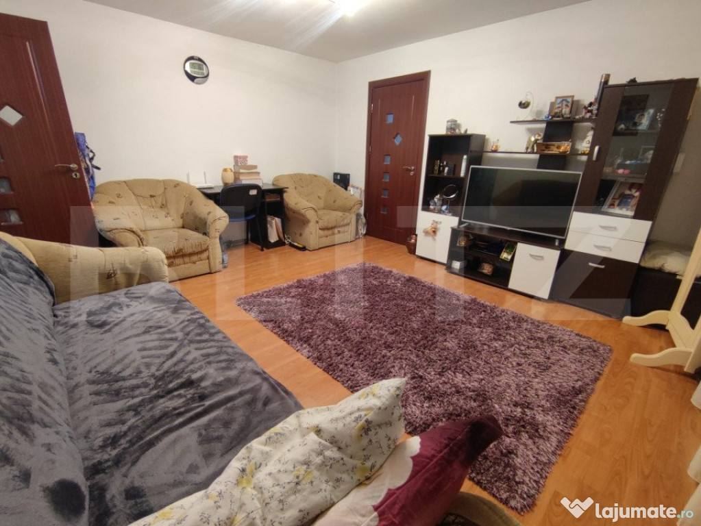 Apartament de 2 camere, 56 mp, zona Craiovita-Transformatoar