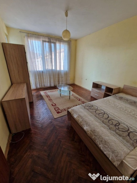 Apartament cu o camera in Aradului