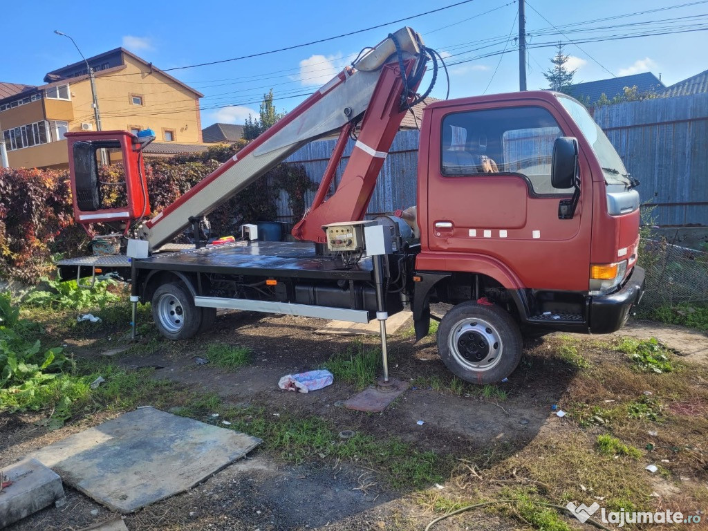 Nacela Nissan Cabstar