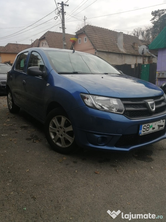 Dacia sandero 1,2 benzină an 2013