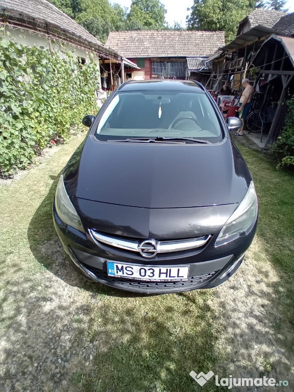 Opel astra j 2013