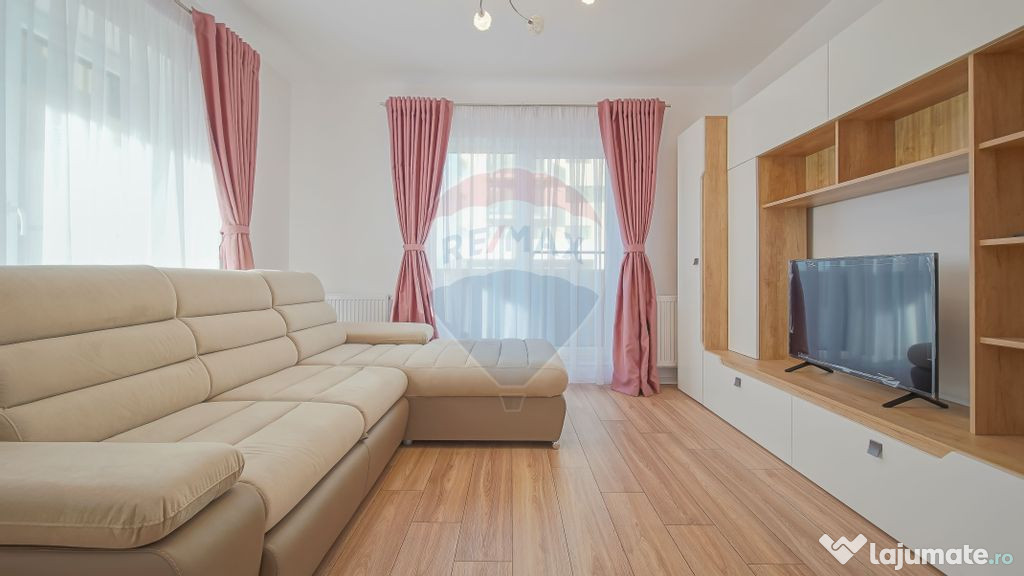 Apartament cu 3 camere de închiriat în zona Rulmentul