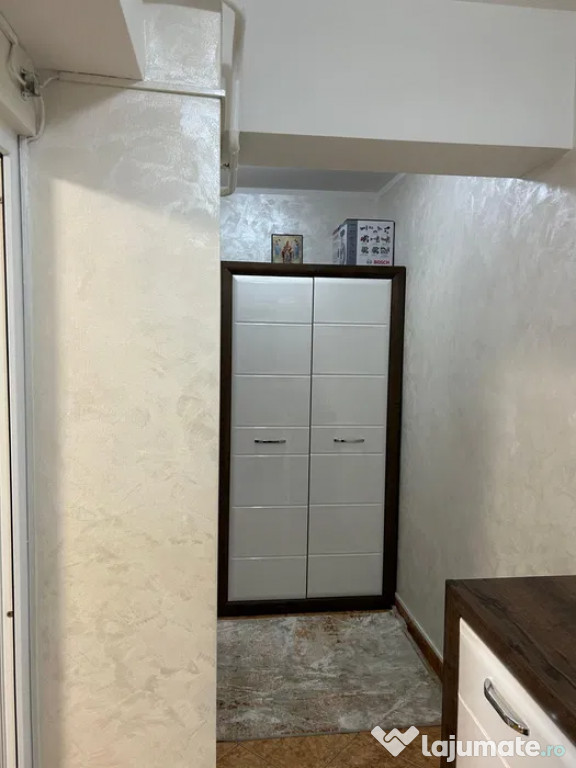 Apartament cu 2 camere decomandate Zona Burdujeni - Ramiro