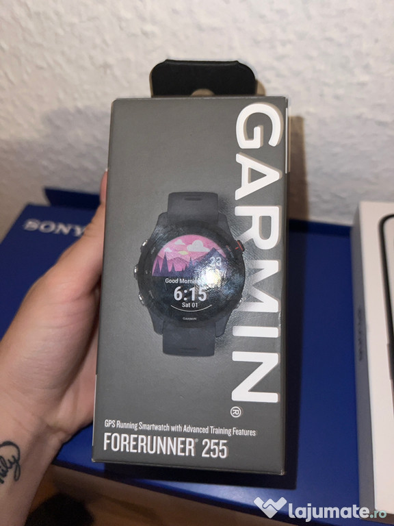 Garmin Forerunner 255!