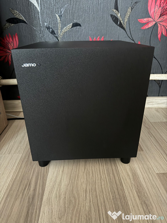 Vand subwoofer activ Jamo sub210