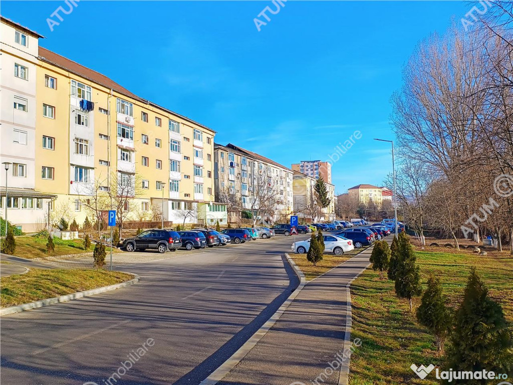 Apartament renovat cu 2 camere balcon si pivnita in Sibiu