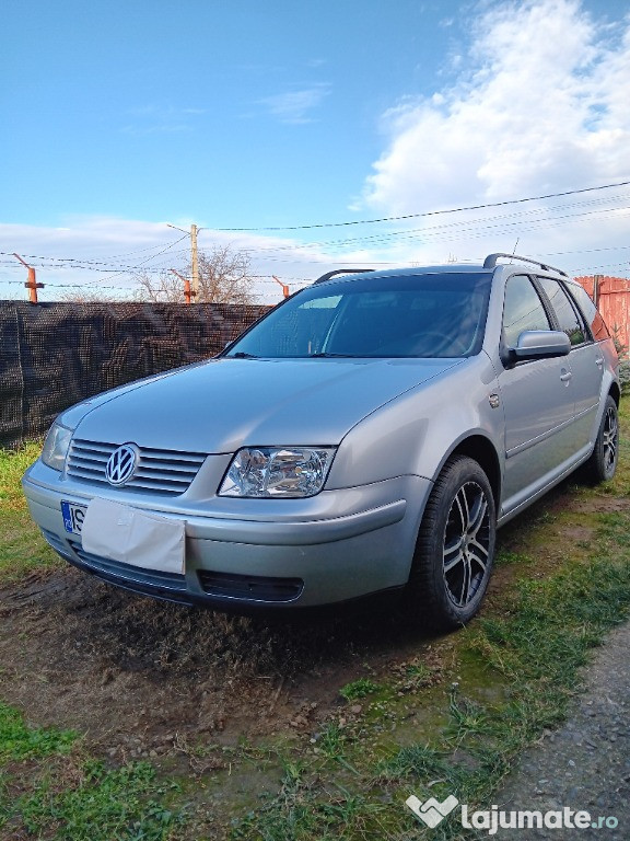 Volkswagen Bora Variant , 1.6 16v Benzina, 2000 - Model 2001