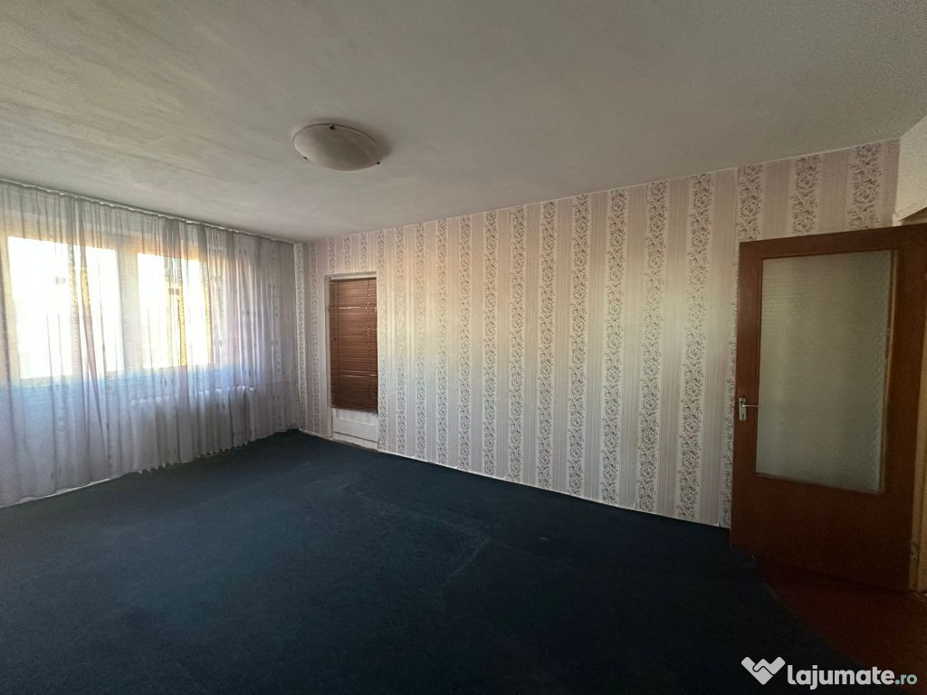 Apartament 4 camere DECOMANDAT Piata Sudului