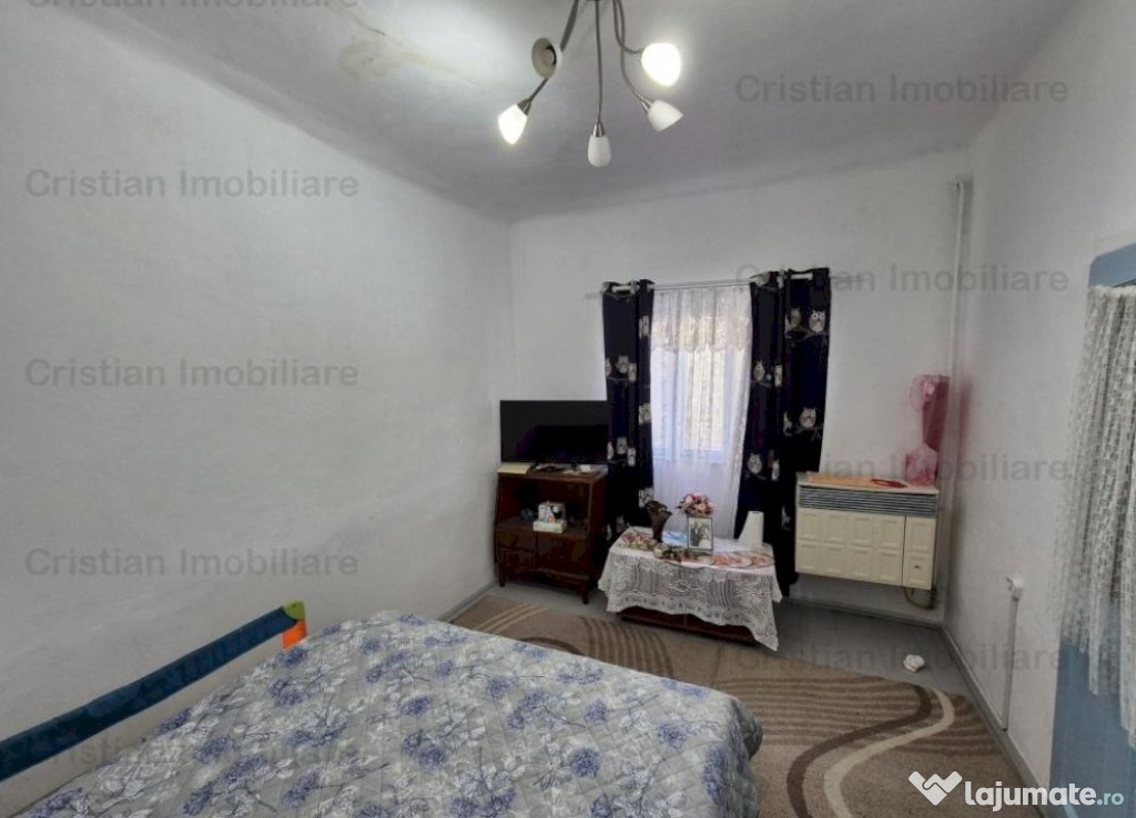 Casa 3 camere, caramida, toate utilitatile, teren 226 mp zon