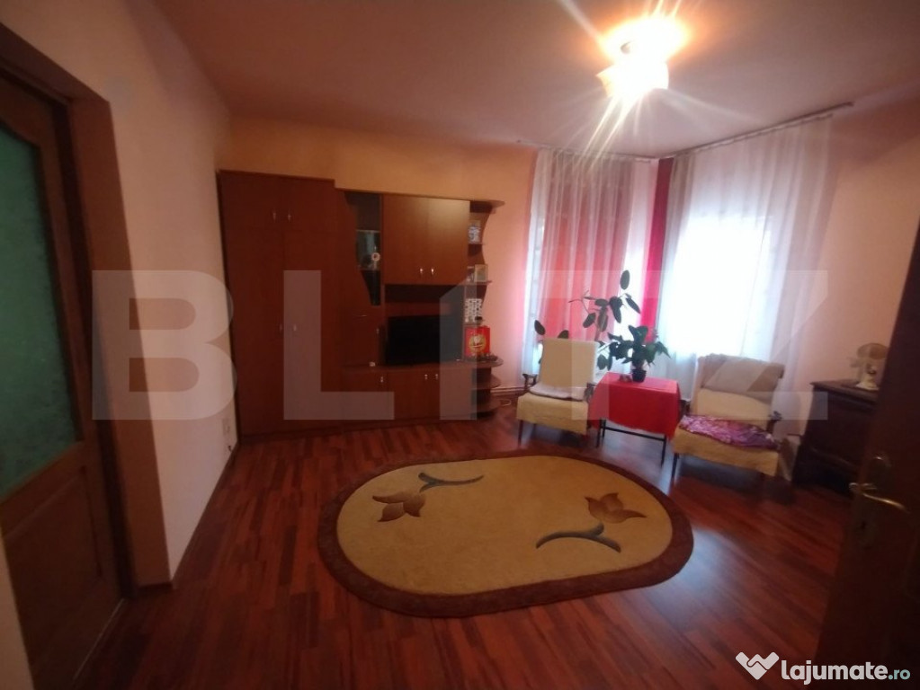 Casa 3 camere,120mp,teren aferent 8 ari,gradina,curte,garaj,