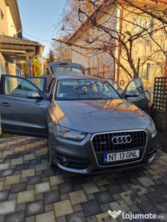 Audi Q 3 . 4 x 4 . Automat