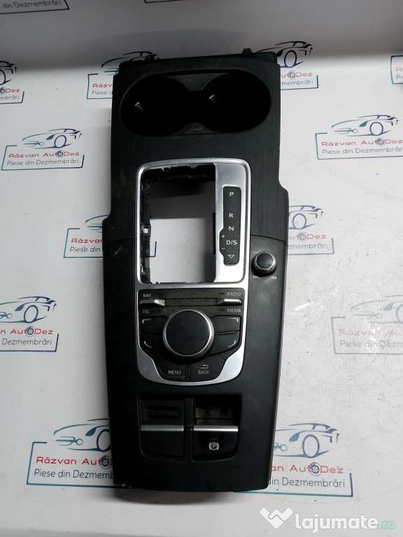 Scut motor plastic Mercedes C-Class W204 2012
