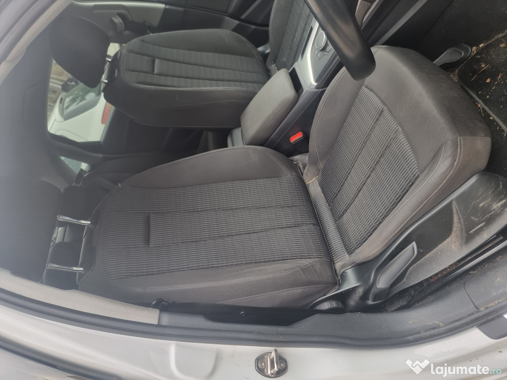 Boxa stanga spate Audi Q5