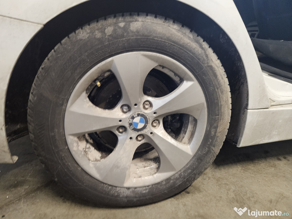Set centuri portbagaj stanga - dreapta Skoda Yeti 2015