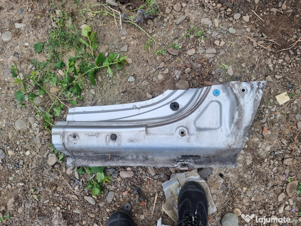 Macara geam dreapta fata Volkswagen Golf 6 2009