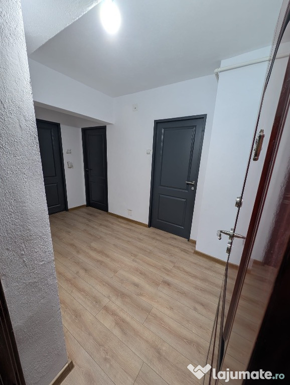 Proprietar, vând ap 2 camere ultracentral