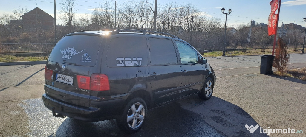 Vând Seat Alhambra