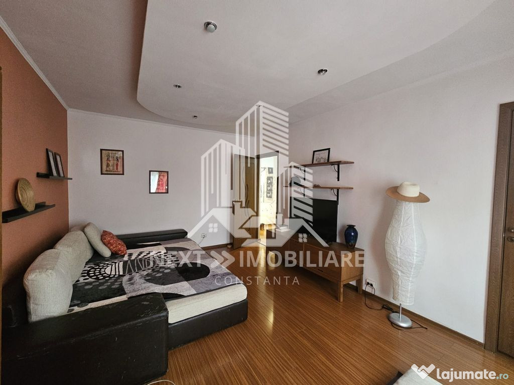 Apartament decomandat 3 camere de închiriat în Poarta 6