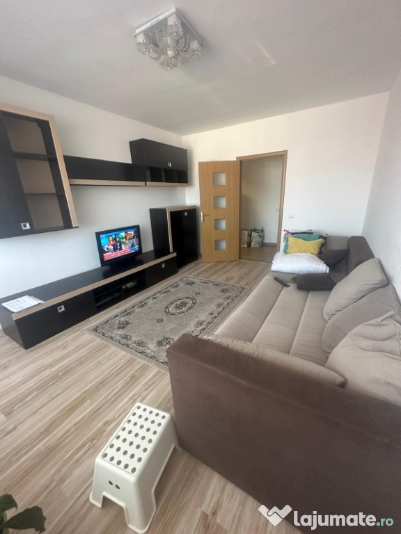 [Penny Market] Apartament cu 3 camere, Mobilat-Utilat