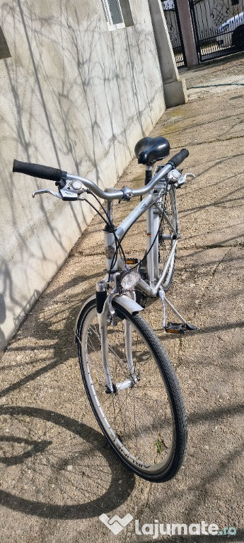 Vând sau schimb bicicleta cu trotineta