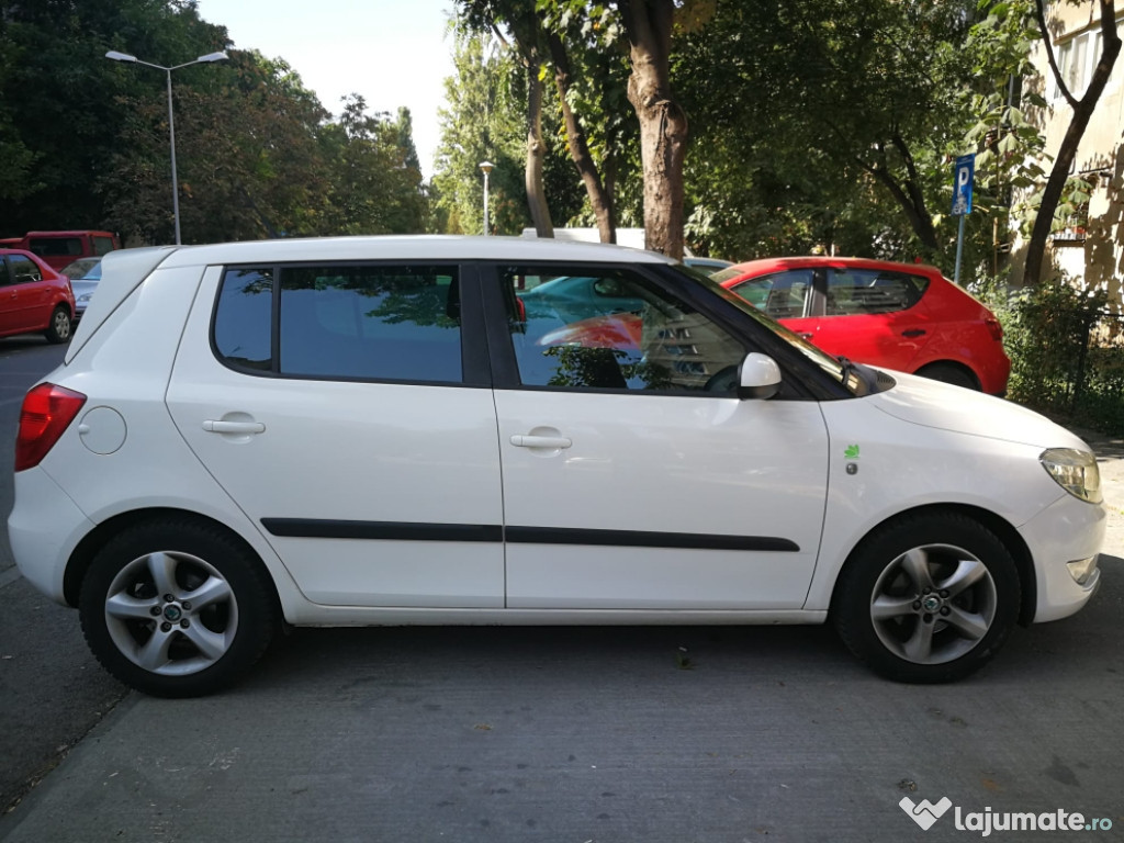 Vând Skoda Fabia Greenline 1.2 tdi An 2011