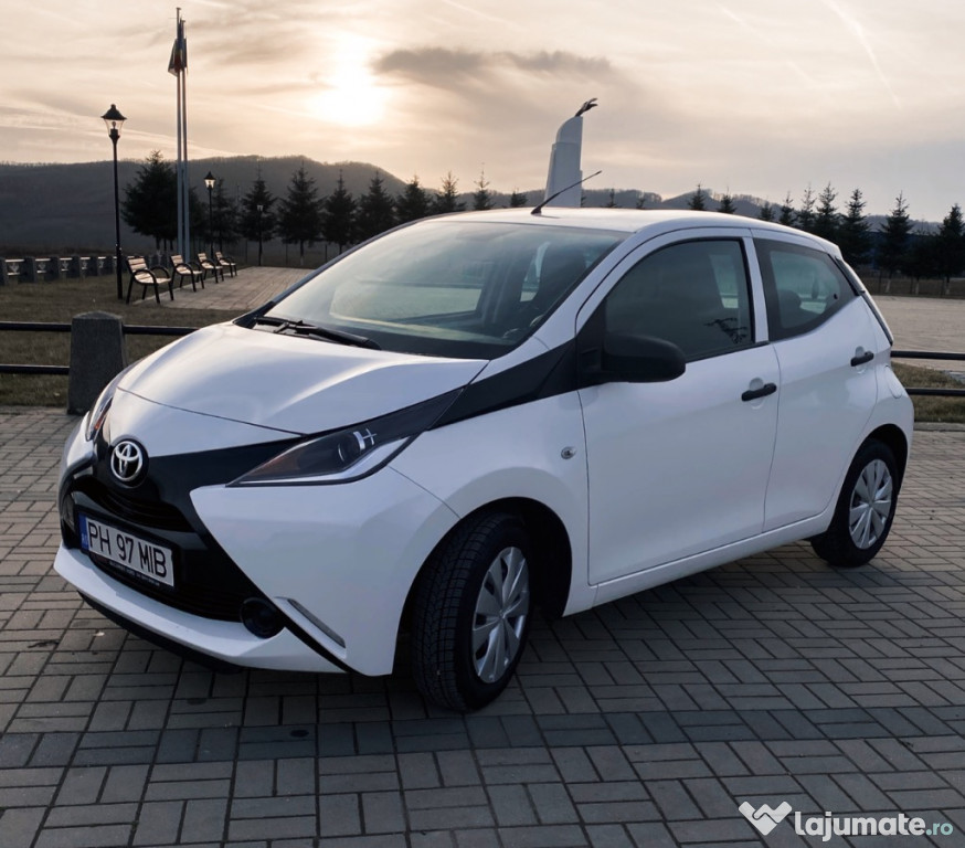 Vând Toyota Aygo 2017