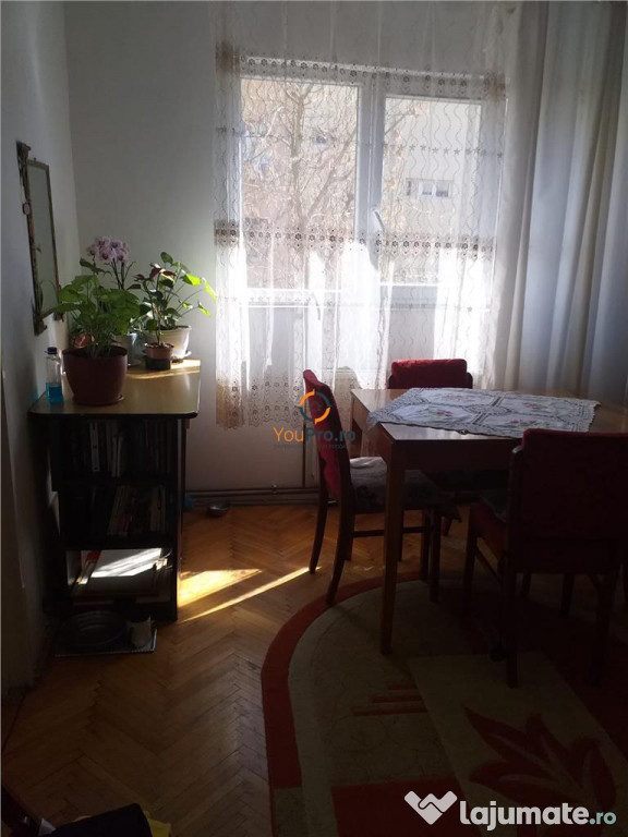 Apartament 2 camere semidecomandat etaj 3 zona Sagului