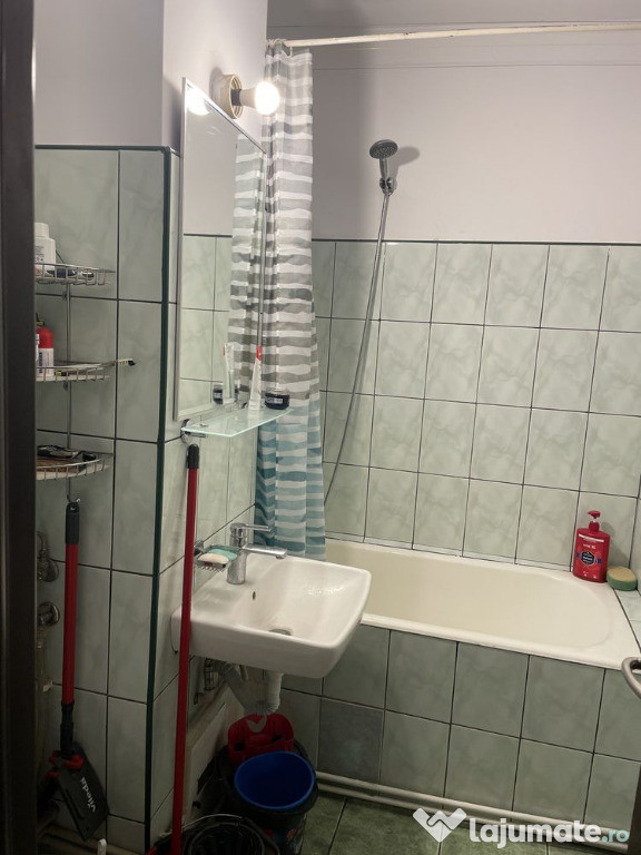 Aparatment de 3 camere zona ASTRA