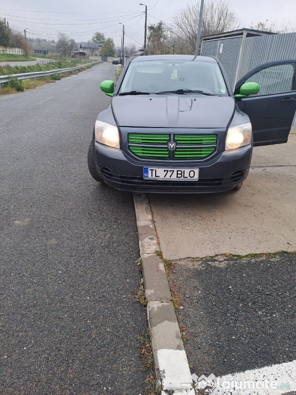 Vând dodge caliber