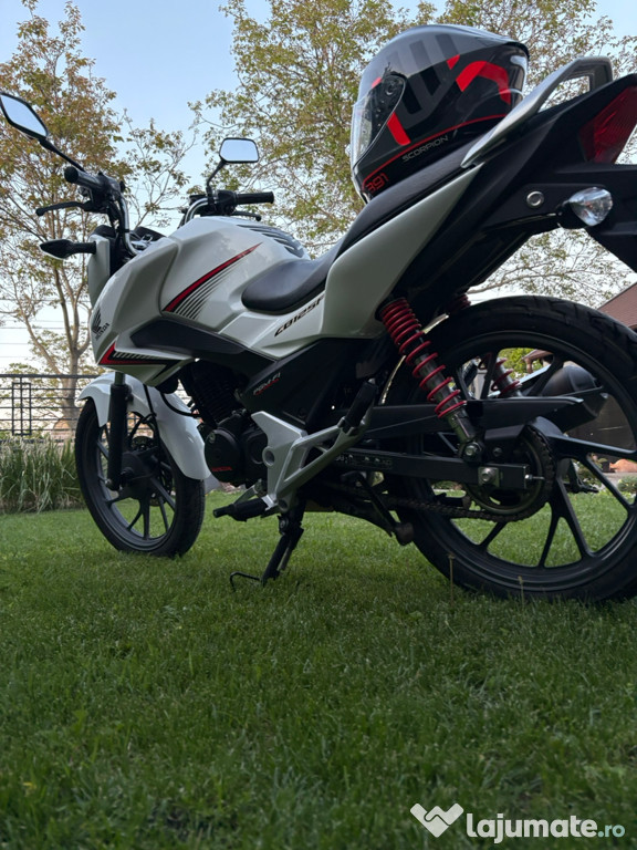 Honda CB125F In stare foarte buna. Cu sau fara echipament.