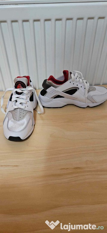 Adidasi W Nike Huarache Noi
