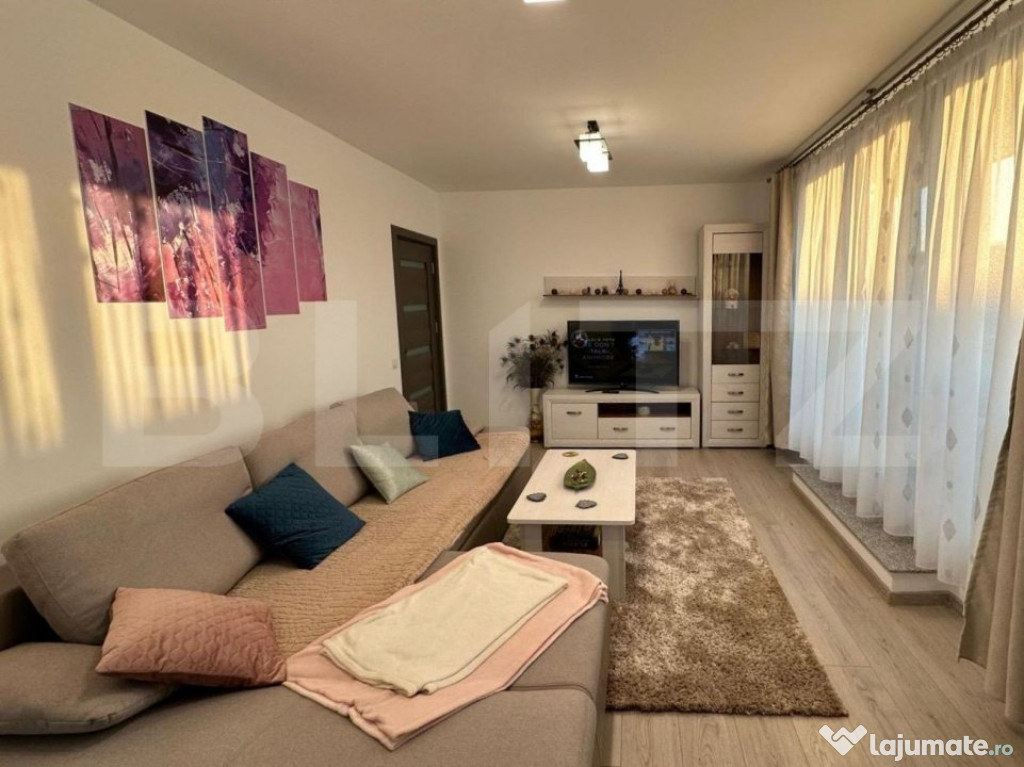 Apartament 2 camere, 55 mp, decomandat, parcare, zona Borhan