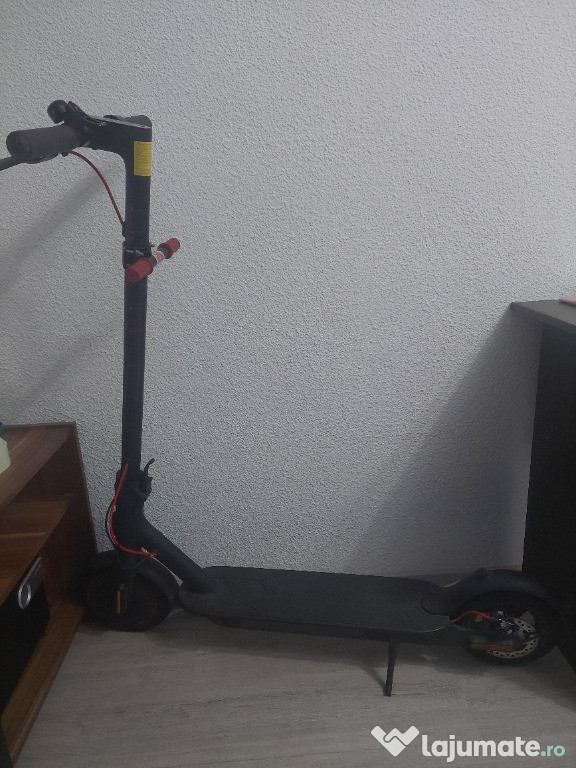 Trotineta Xiaomi Mi pro 2