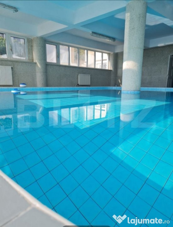Casa la Platoul Cornesti cu 12 camere cu Piscina Interioara
