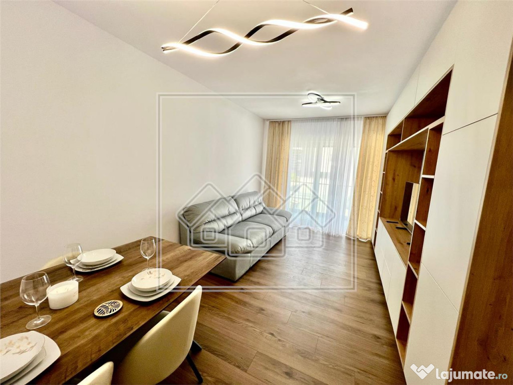 Apartament la prima - 3 camere, 2 balcoane - Dna. Stanca
