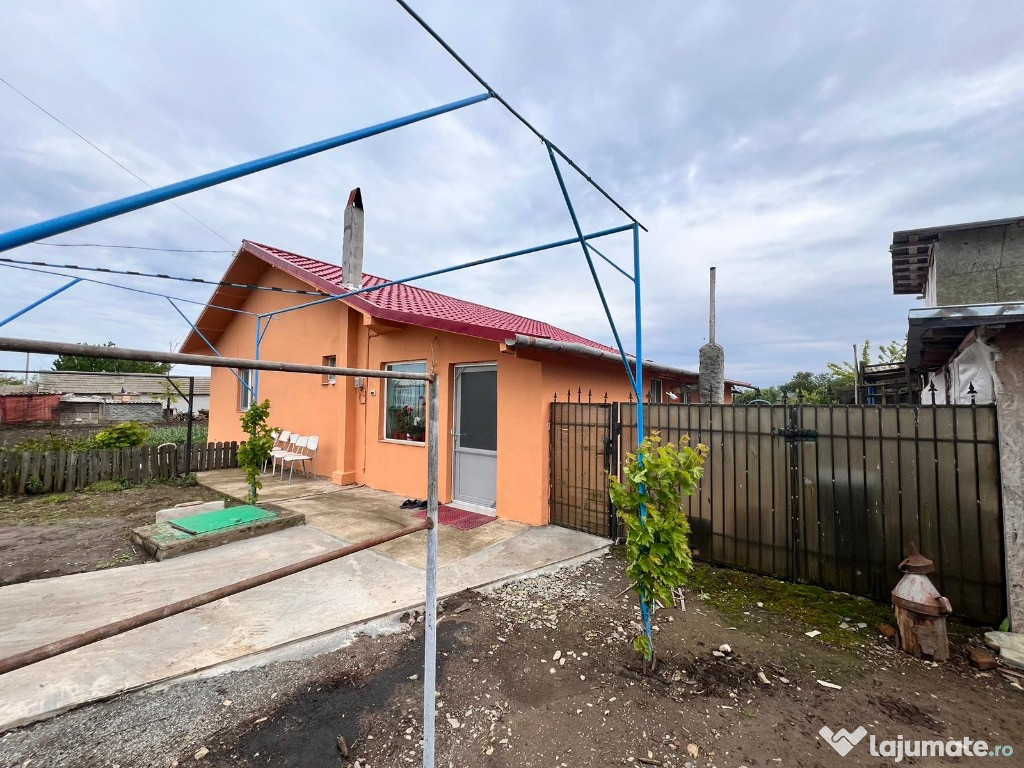 Vând casă în satul Viișoara, jud. Constanța 57.000 euro NEGOGIABIL