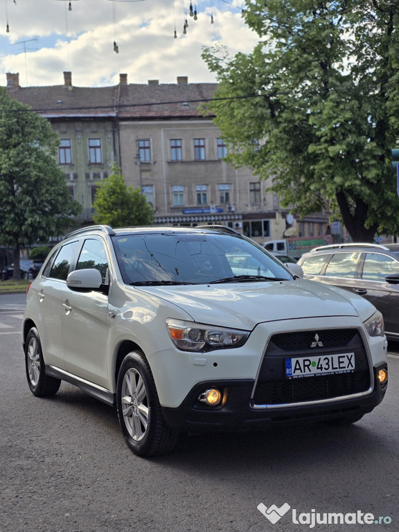 Mitsubishi Asx ,4x4 la buton