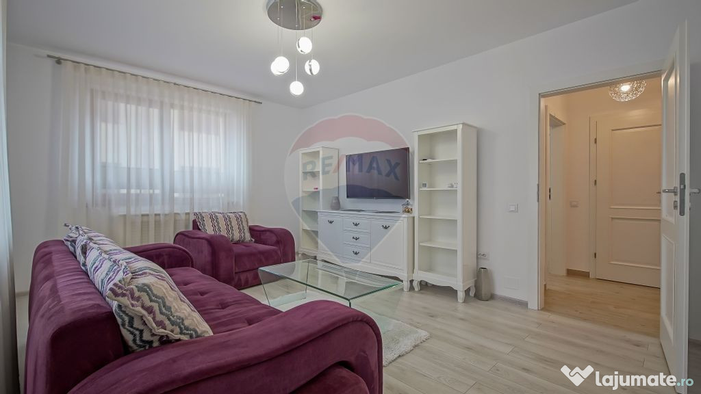 Apartament cu 2 camere de închiriat în zona Tractorul