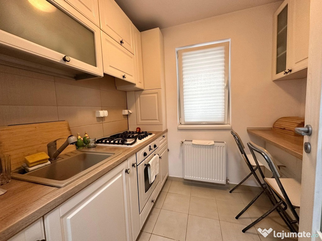 Apartament cu 3 camere, Mobilat si Utilat - Metrou D.Leonida