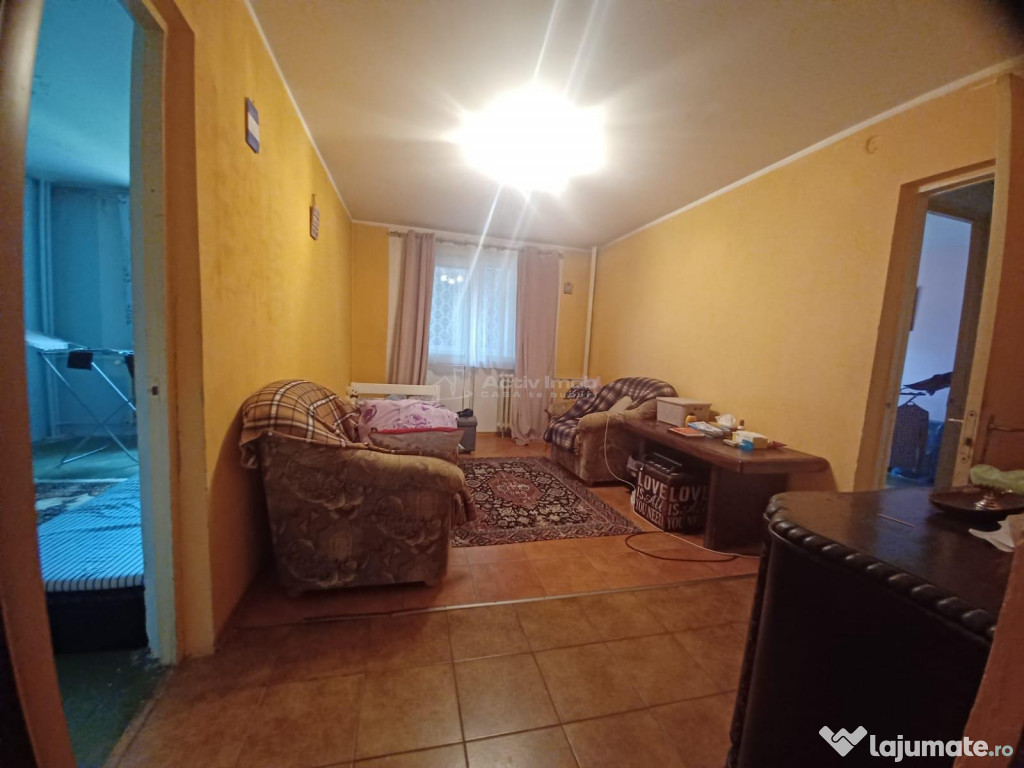 Apartament 3 camere-Theodor Palldy-Piata Salajan