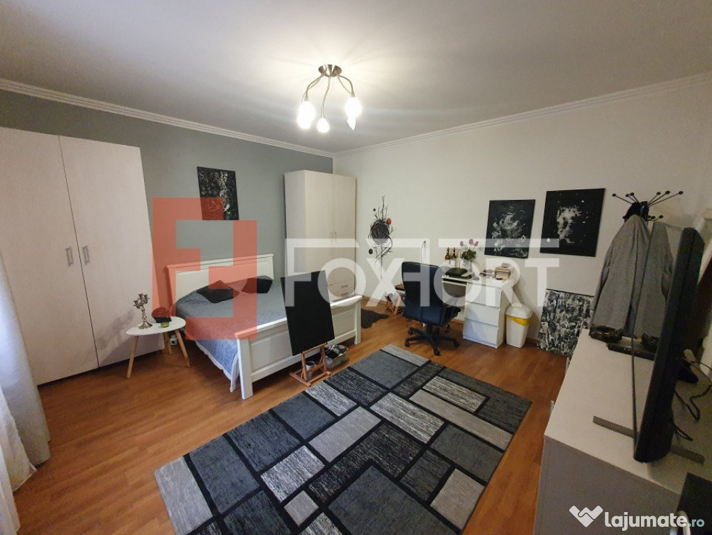 Apartament cu 2 camere decomandat, cladire istorica - Sinaia