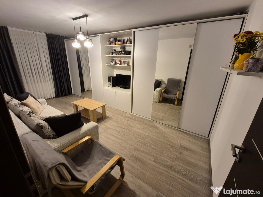 Apartament 2 camere decomandat