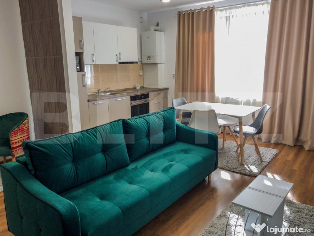 Apartament cu chiriasi , ideal investitie.