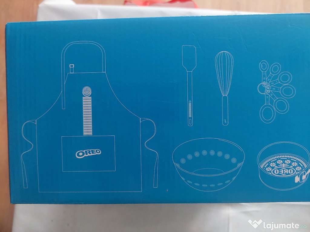 Set prajiturit Oreo